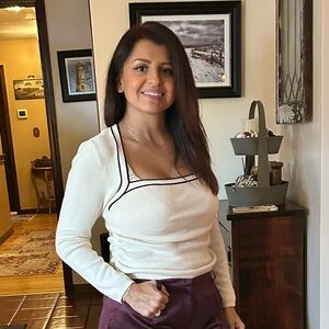 Meet your Posher, Viviana